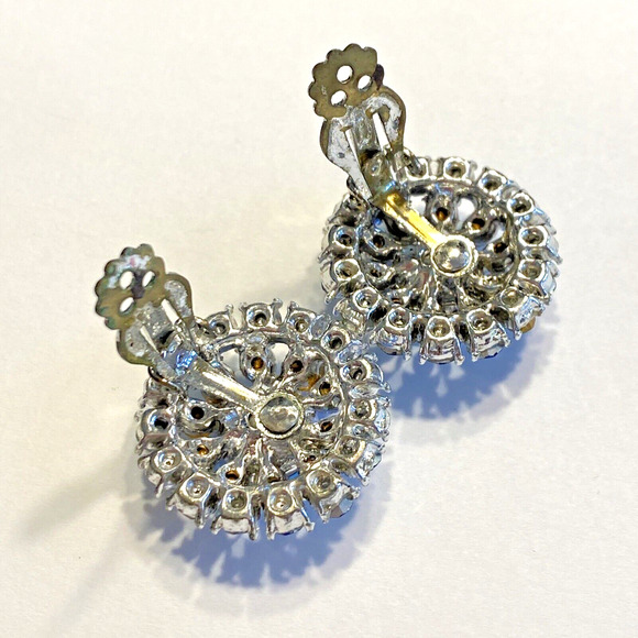 Vintage Clip On Earrings Silver & Blue AB Rhinestone Rounds Signed Amerique - Picture 7 of 7